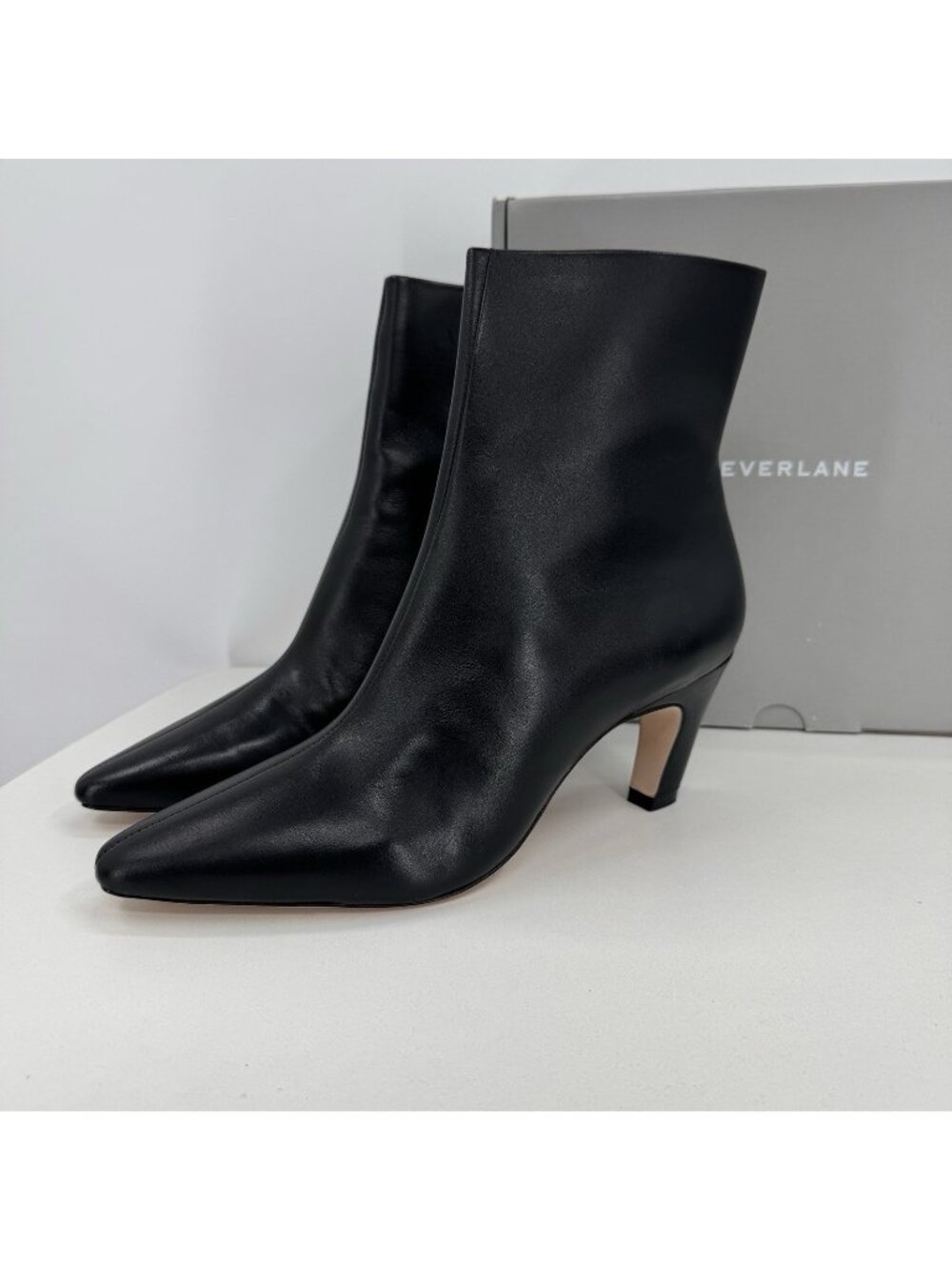 Everlane The Short Banana Heel Boot in Black Leather size 5.5 Ankle Side Zip